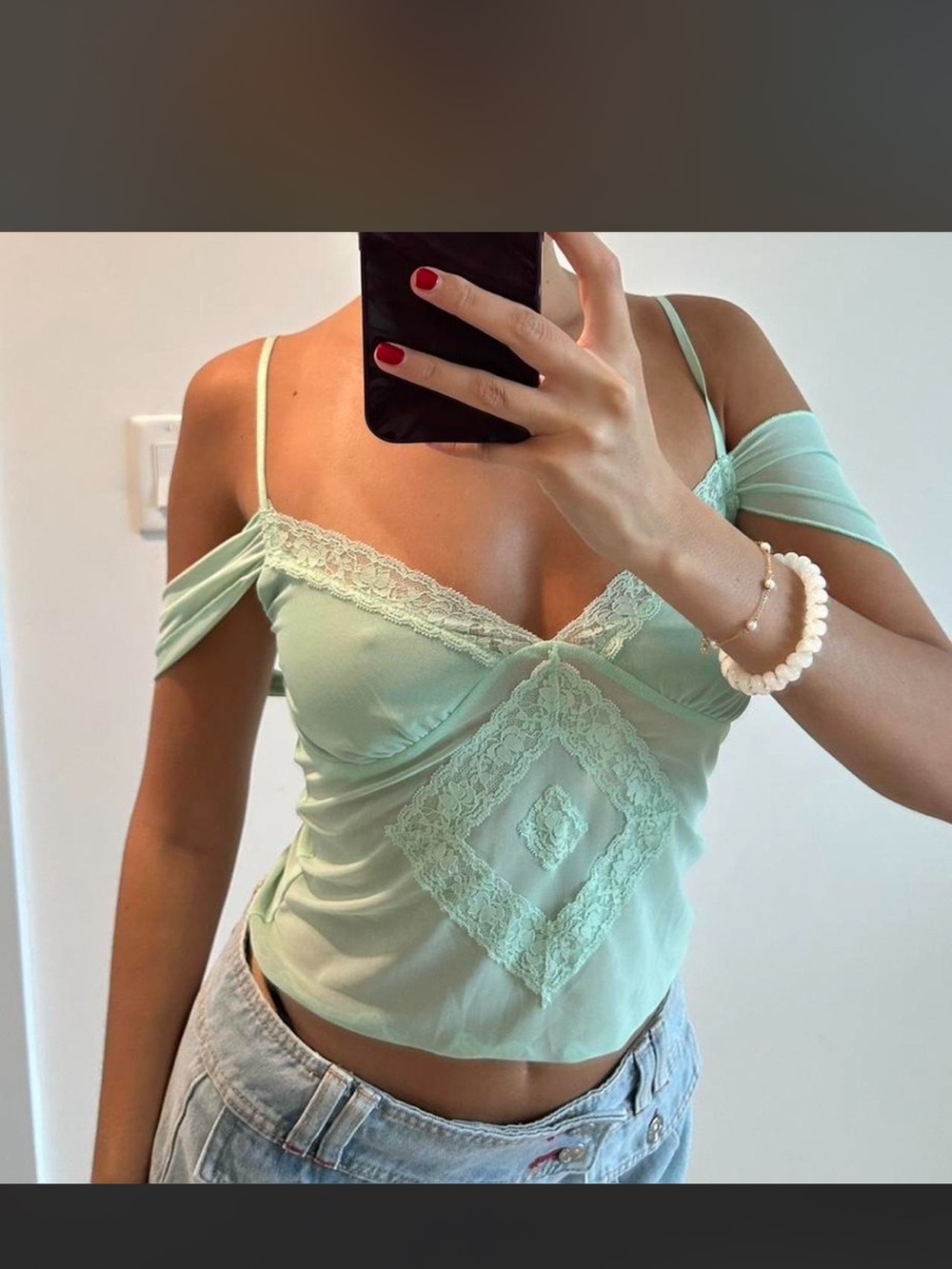 Edikted Mint Lace-Trim Off-Shoulder Cami